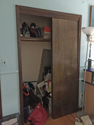 closet-before-e1473449311307 closet-before-e1473449311307